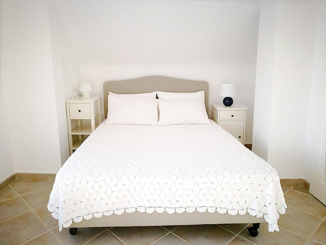 Olive Bay Hilltop Apartments Amoliani Chambre photo
